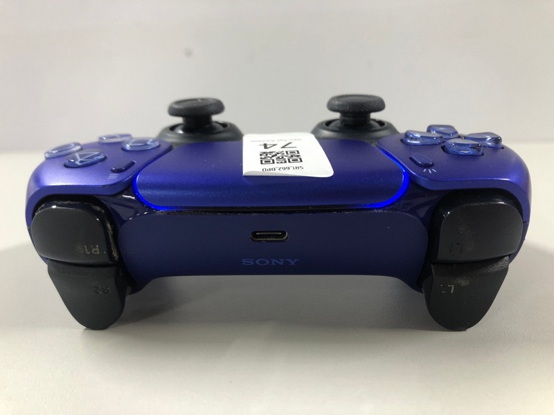 Lot 74  
            Nottingham SR1 - Delivery Only 

                
PLAYSTATION 5 DUAL SENSE WIRELESS CONTROLLER - COBALT BLUE - ORIGINAL RRP - £74.99