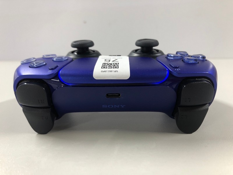 Lot 75  
            Nottingham SR1 - Delivery Only 

                
PLAYSTATION 5 DUAL SENSE WIRELESS CONTROLLER - COBALT BLUE - ORIGINAL RRP - £74.99