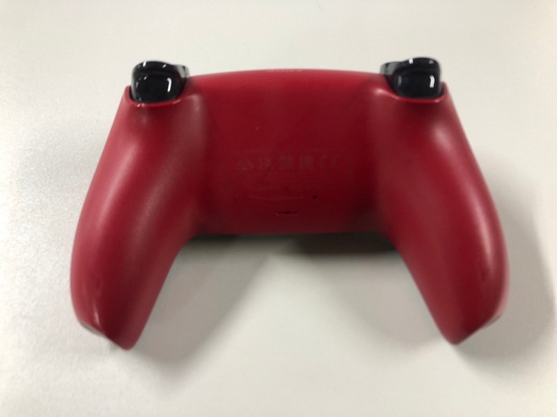 Lot 79  
            Nottingham SR1 - Delivery Only 

                
PLAYSTATION 5 DUAL SENSE WIRELESS CONTROLLER - VOLCANIC RED - ORIGINAL RRP - £74.99