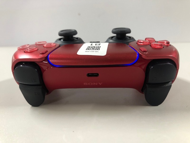 Lot 81  
            Nottingham SR1 - Delivery Only 

                
PLAYSTATION 5 DUAL SENSE WIRELESS CONTROLLER - VOLCANIC RED - ORIGINAL RRP - £74.99