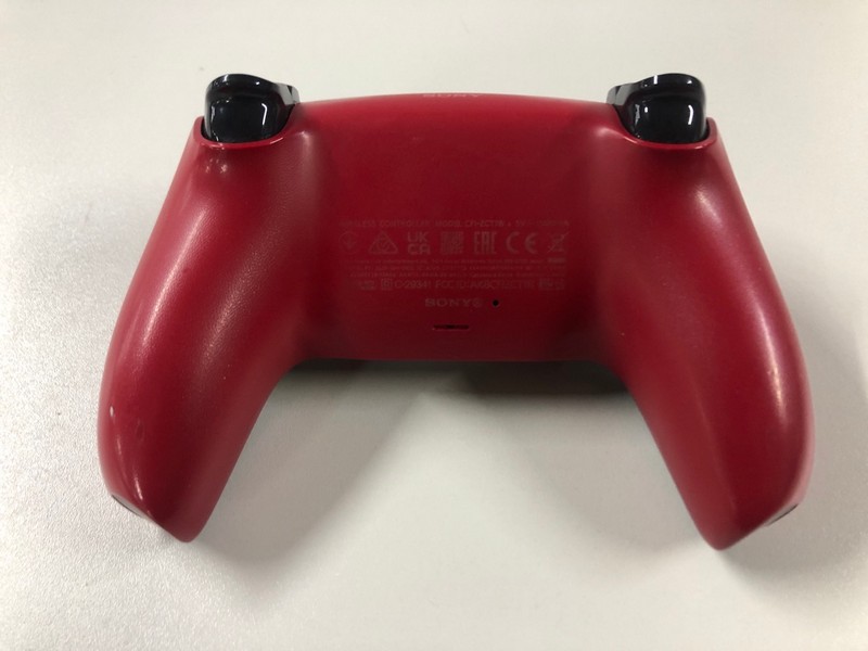 Lot 82  
            Nottingham SR1 - Delivery Only 

                
PLAYSTATION 5 DUAL SENSE WIRELESS CONTROLLER - VOLCANIC RED - ORIGINAL RRP - £74.99