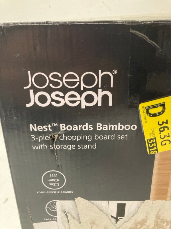 Lot 138  
            Nottingham SR3 - Delivery Only 

                
JOSPEPH JOSEPH 3 PIECE BAMBOO CHOPPING BOARDS