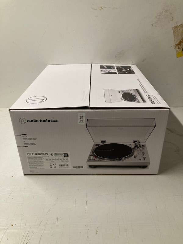 Lot 14  
            Nottingham SR3 - Delivery Only 

                
AUDIO TECHNICA DIRECT DRIVE PROFESSIONAL TURNTABLE