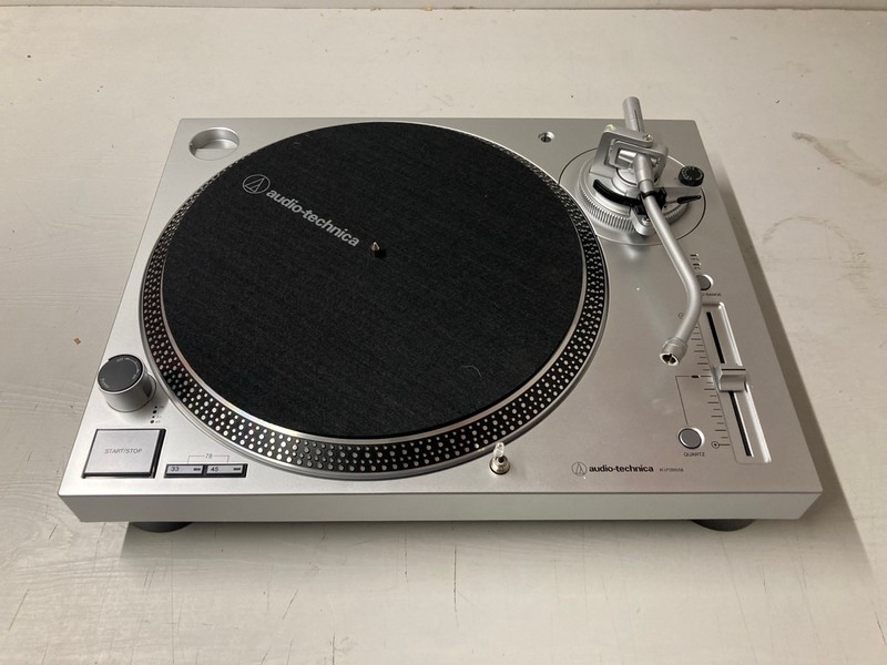 Lot 14  
            Nottingham SR3 - Delivery Only 

                
AUDIO TECHNICA DIRECT DRIVE PROFESSIONAL TURNTABLE