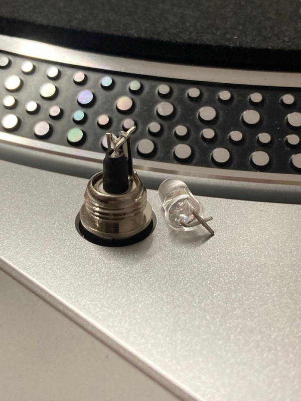 Lot 14  
            Nottingham SR3 - Delivery Only 

                
AUDIO TECHNICA DIRECT DRIVE PROFESSIONAL TURNTABLE