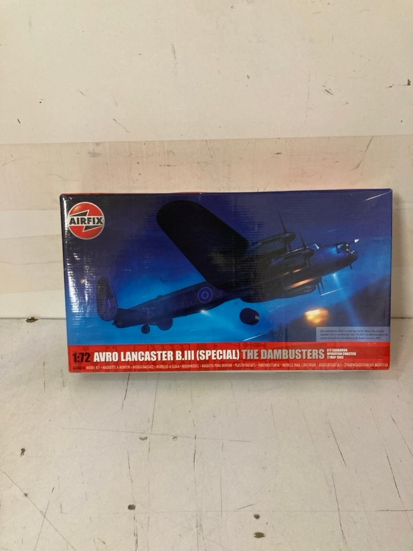 Lot 153  
            Nottingham SR3 - Delivery Only 

                
2 X ITEMS TO INCLUDE REVELL LEVEL 3 SPITFIRE MK.11 - Image 3