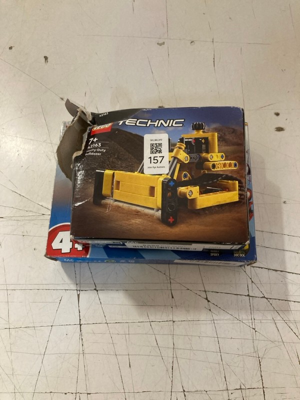 Lot 157  
            Nottingham SR3 - Delivery Only 

                
2 X ITEMS TO INCLUDE LEGO TECHNIC HEAVY DUTY BULLDOZER
