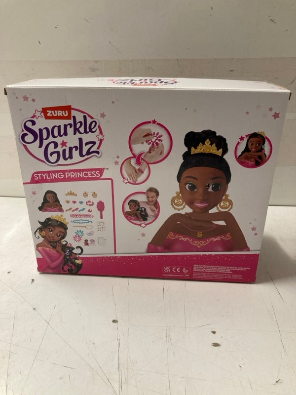 Lot 160  
            Nottingham SR3 - Delivery Only 

                
ZURU SPARKLE GIRLZ STYLING PRINCESS