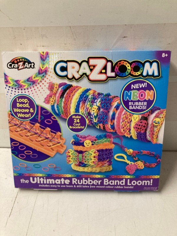 Lot 162  
            Nottingham SR3 - Delivery Only 

                
3 X ITEMS TO INCLUDE CRAZ-LOOM RUBBER BAND LOOM - Image 2