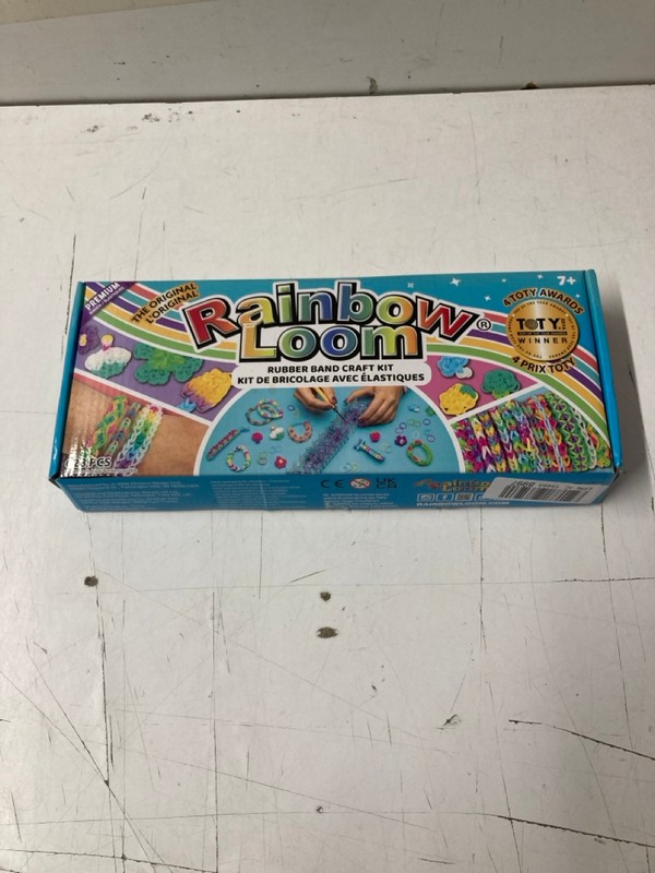 Lot 162  
            Nottingham SR3 - Delivery Only 

                
3 X ITEMS TO INCLUDE CRAZ-LOOM RUBBER BAND LOOM - Image 3