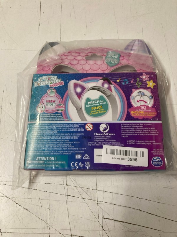 Lot 165  
            Nottingham SR3 - Delivery Only 

                
2 X ITEMS TO INCLUDE DISNEY PRINCESS SPOT THE MATCH