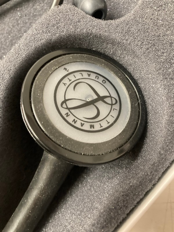 Lot 16  
            Nottingham SR3 - Delivery Only 

                
LITTMANN MASTER CARDIOLOGY STETHOSCOPE