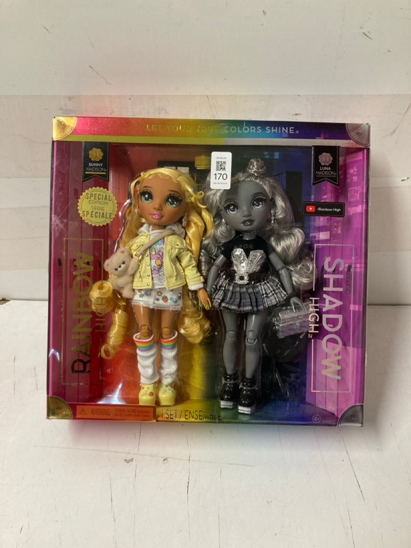 Lot 170  
            Nottingham SR3 - Delivery Only 

                
2 X ITEMS TO INCLUDE GABBYS DOLLHOUSE