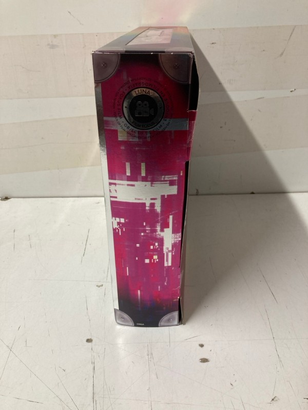 Lot 170  
            Nottingham SR3 - Delivery Only 

                
2 X ITEMS TO INCLUDE GABBYS DOLLHOUSE