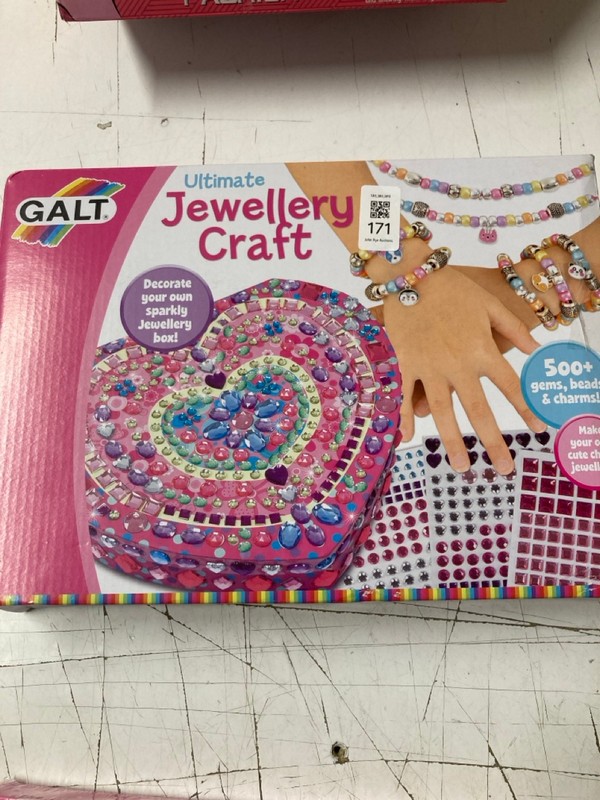 Lot 171  
            Nottingham SR3 - Delivery Only 

                
3 X ITEMS TO INCLUDE ULTIMATE JEWELLERY CRAFT