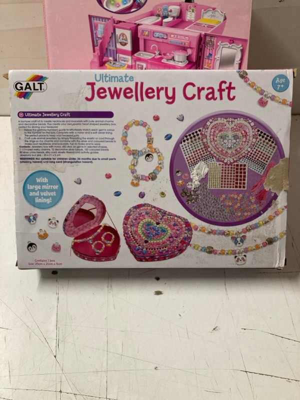 Lot 171  
            Nottingham SR3 - Delivery Only 

                
3 X ITEMS TO INCLUDE ULTIMATE JEWELLERY CRAFT