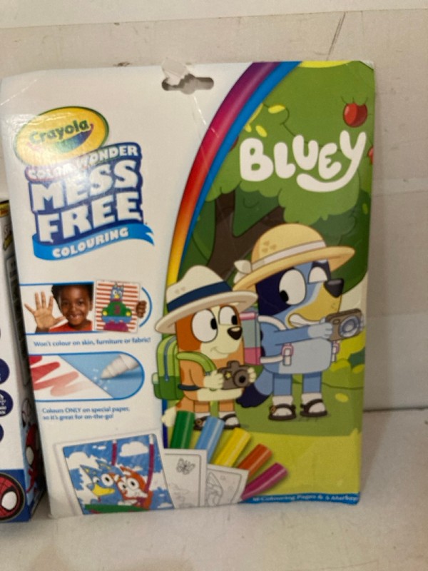 Lot 176  
            Nottingham SR3 - Delivery Only 

                
3 X ITEMS TO INCLUDE THORS HAMMER