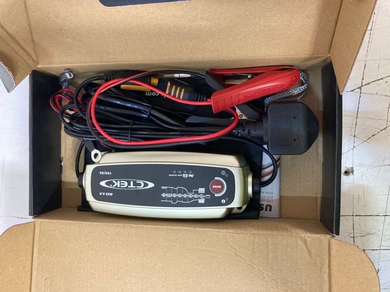 Lot 182  
            Nottingham SR3 - Delivery Only 

                
CTEK MXS 5.0 BATTERY CHARGER AND MAINTAINER