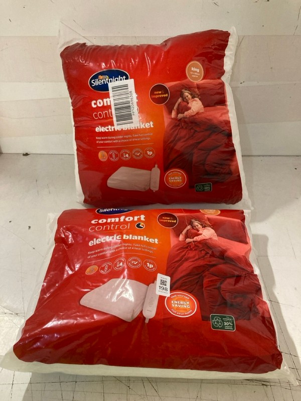 Lot 198  
            Nottingham SR3 - Delivery Only 

                
2 X SILENTNIGHT ELECTRIC BLANKET