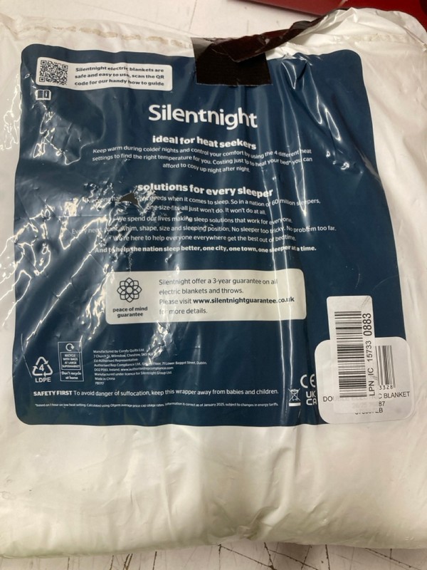 Lot 202  
            Nottingham SR3 - Delivery Only 

                
2 X SILENTNIGHT ELECTRIC BLANKET
