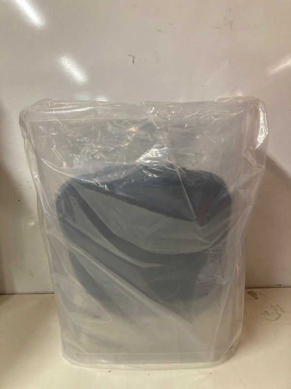 Lot 204  
            Nottingham SR3 - Delivery Only 

                
PET FOOD STORAGE CONTAINER