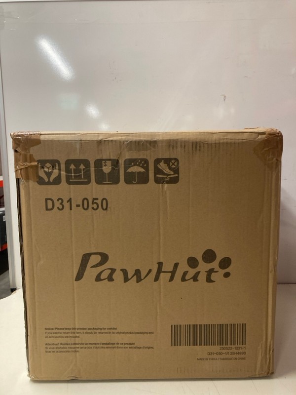 Lot 207  
            Nottingham SR3 - Delivery Only 

                
PAWHUT LITTER TRAY