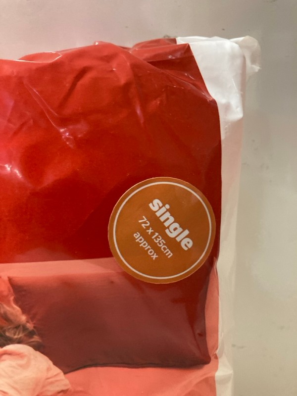 Lot 227  
            Nottingham SR3 - Delivery Only 

                
2 X SILENT NIGHT ELECTRIC BLANKET