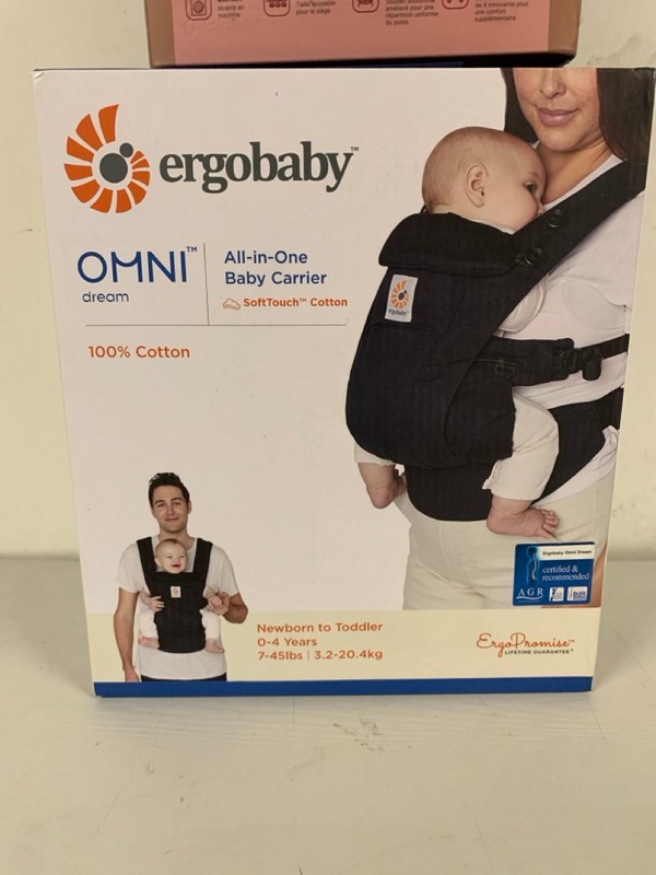 Lot 235  
            Nottingham SR3 - Delivery Only 

                
2 X ITEMS TO INCLUDE MOMCOZY 3 IN 1 BABY CARRIER - Image 3