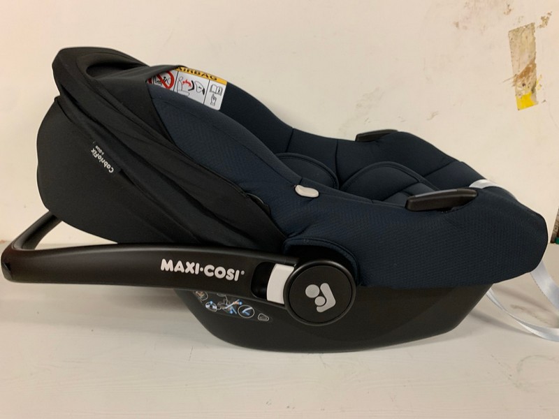 Lot 250  
            Nottingham SR3 - Delivery Only 

                
MAXI-COSI BABY CARRIER