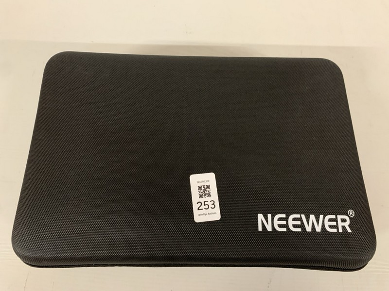 Lot 253  
            Nottingham SR3 - Delivery Only 

                
NEEWAR 50 IN 1 SPORTS ACCESSORY KIT - Image 2