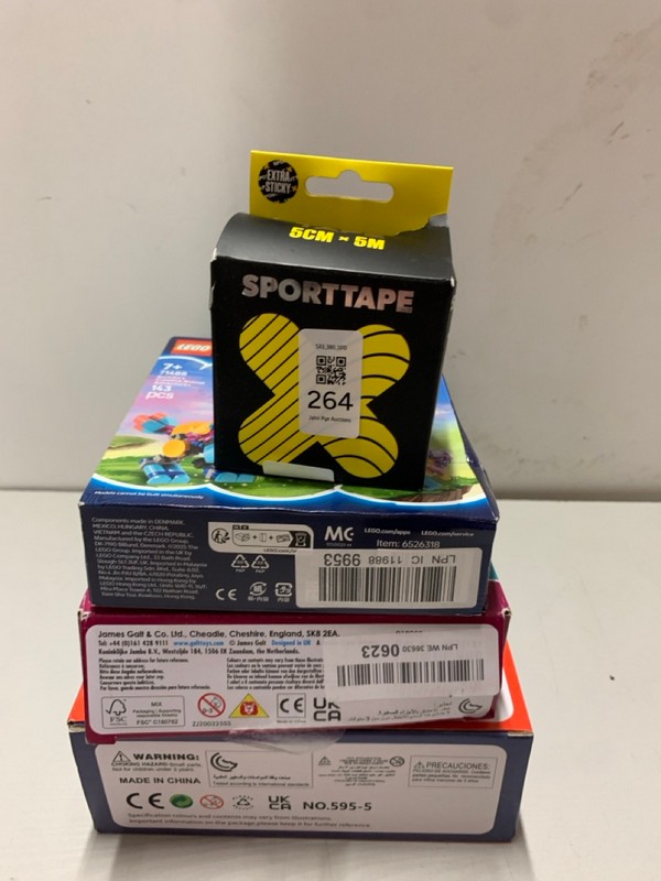 Lot 264  
            Nottingham SR3 - Delivery Only 

                
4 X ITEMS INCLUDING SPORTTAPE