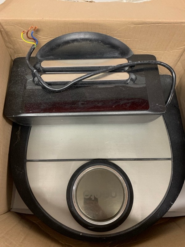 Lot 269  
            Nottingham SR3 - Delivery Only 

                
NEATO ROBOT VACUUM - Image 2