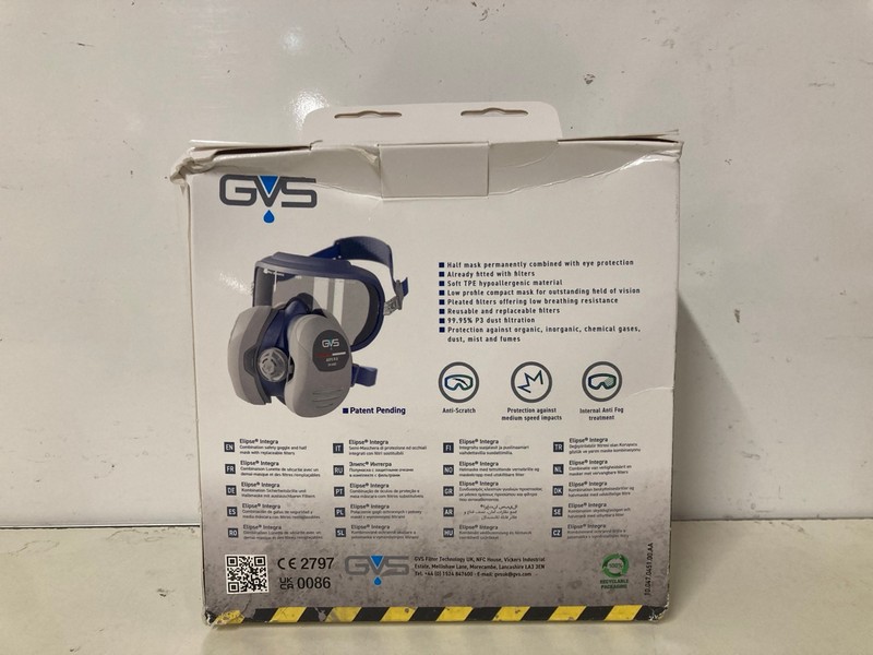 Lot 288  
            Nottingham SR3 - Delivery Only 

                
2 X ITEMS TO INCLUDE STANLEY HALF MASK RESPIRATOR