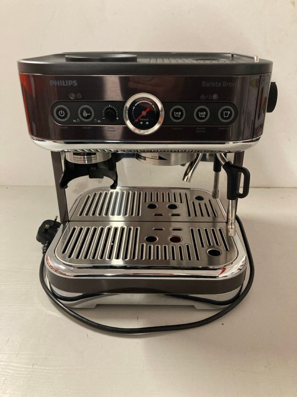Lot 30  
            Nottingham SR3 - Delivery Only 

                
PHILIPS BARISTA BREW ESPRESSO MACHINE