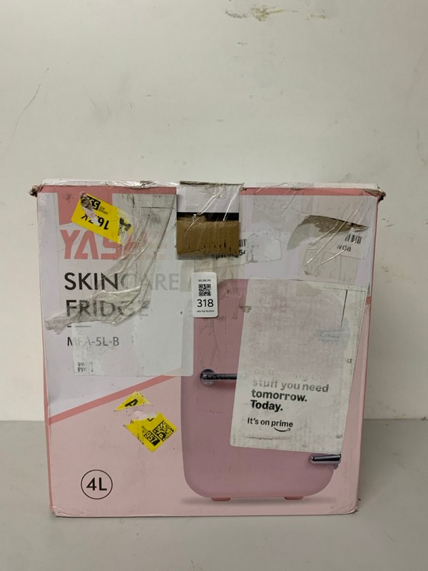 Lot 318  
            Nottingham SR3 - Delivery Only 

                
YASHE SKINCARE FRIDGE