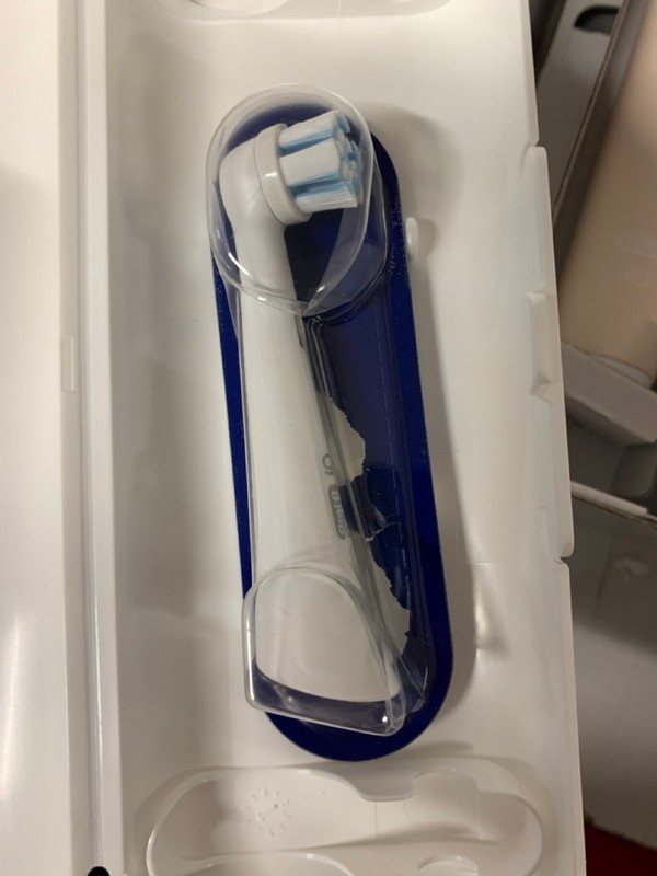 Lot 324  
            Nottingham SR3 - Delivery Only 

                
ORAL-B IO SERIES 2 TOOTHBRUSH
