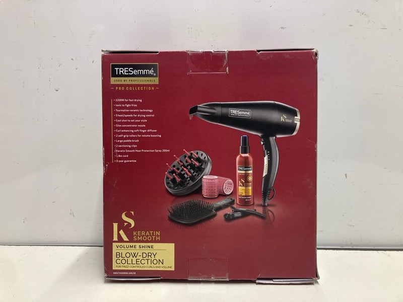Lot 327  
            Nottingham SR3 - Delivery Only 

                
TRESEMME BLOW DRY COLLECTION - Image 3