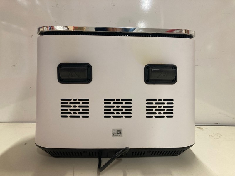 Lot 352  
            Nottingham SR3 - Delivery Only 

                
NINJA DUALZONE TECHNOLOGY AIR FRYER - Image 3