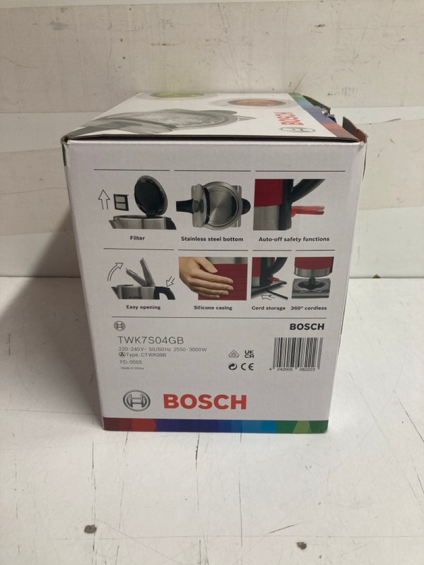 Lot 373  
            Nottingham SR3 - Delivery Only 

                
BOSCH 3000 W MAX KETTLE - Image 3