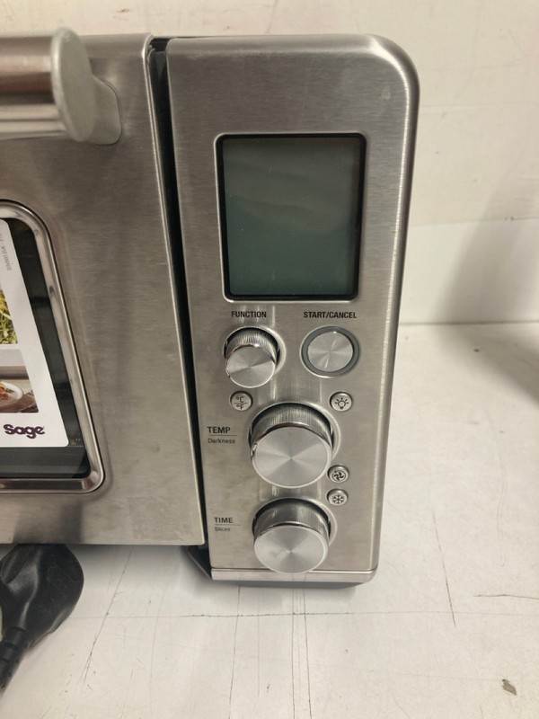 Lot 386  
            Nottingham SR3 - Delivery Only 

                
SAGE THE SMART OVEN AIR FRYER