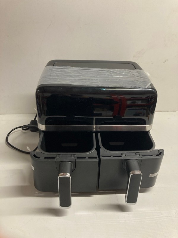 Lot 396  
            Nottingham SR3 - Delivery Only 

                
LOGIK DUAL BASKET AIR FRYER