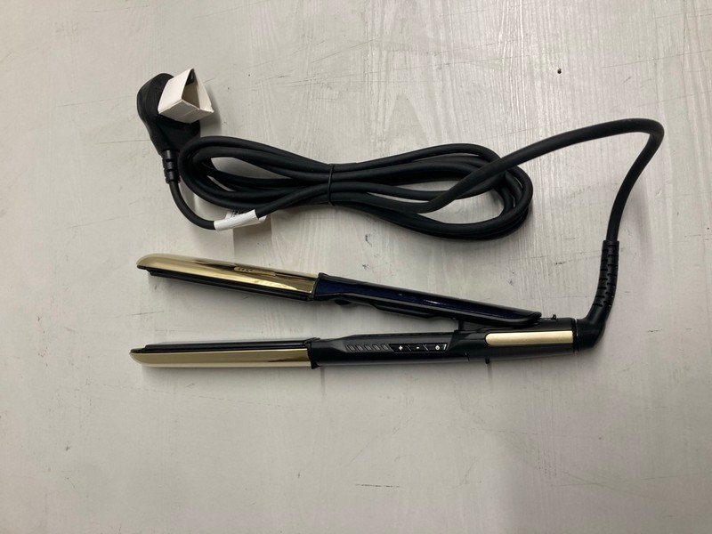 Lot 415  
            Nottingham SR3 - Delivery Only 

                
BABYLISS BLACK ONYX STYLER