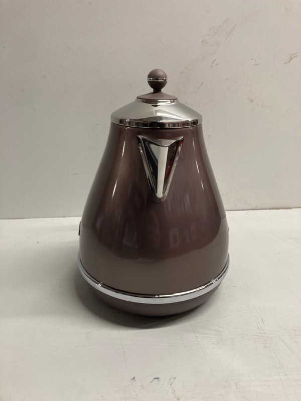 Lot 417  
            Nottingham SR3 - Delivery Only 

                
DELONGHI ICONA METALLICS ELECTRIC KETTLE