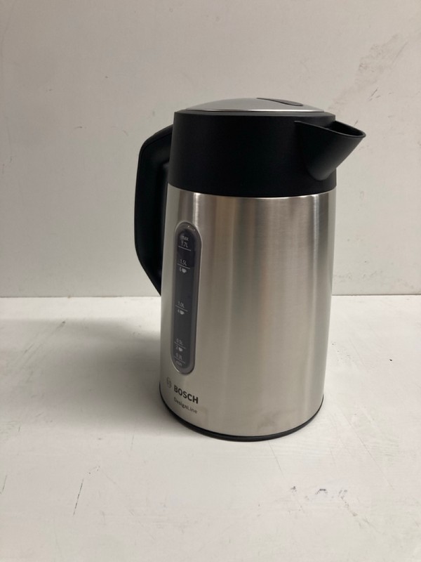 Lot 428  
            Nottingham SR3 - Delivery Only 

                
BOSCH DESIGN LINE KETTLE