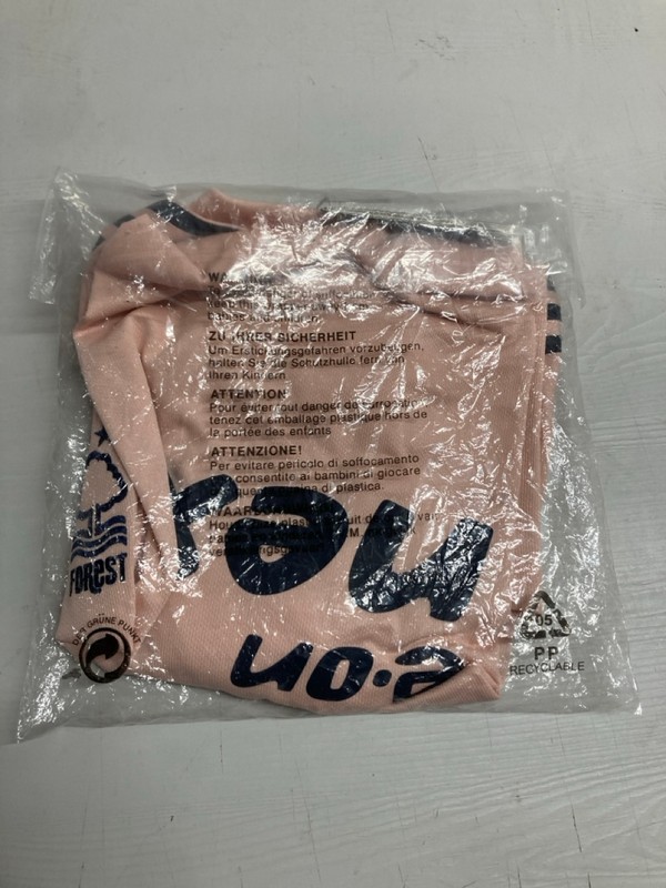 Lot 437  
            Nottingham SR3 - Delivery Only 

                
ADIDAS NOTTINGHAM FOREST PRE MATCH TOP SIZE XL - Image 2