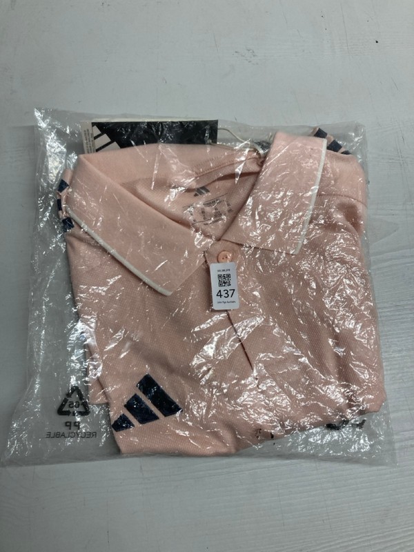 Lot 437  
            Nottingham SR3 - Delivery Only 

                
ADIDAS NOTTINGHAM FOREST PRE MATCH TOP SIZE XL - Image 3