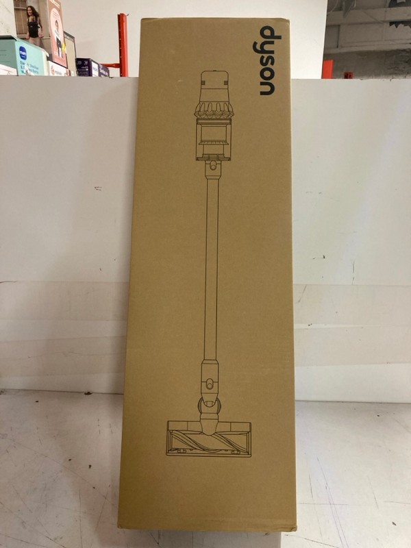 Lot 444  
            Nottingham SR3 - Delivery Only 

                
DYSON CYCLONE V10 TOTAL CLEAN CORDLESS VACUUM CLEANER