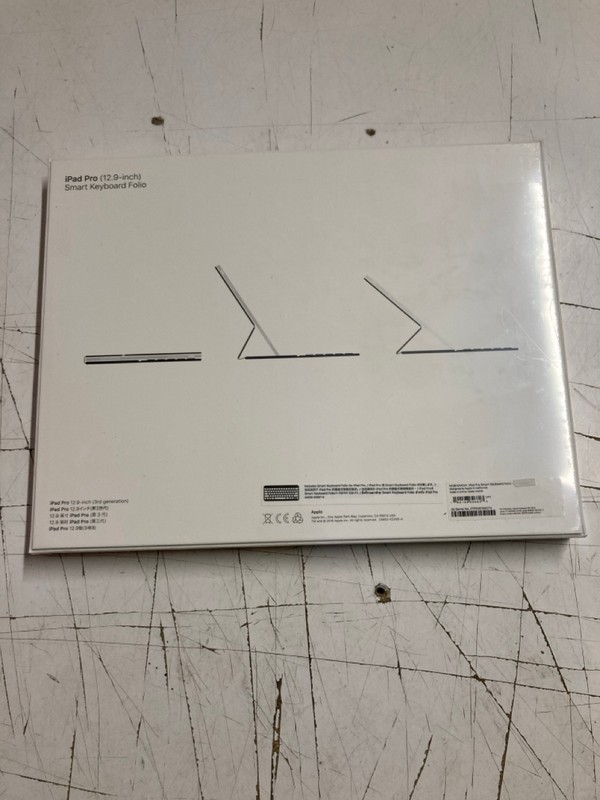 Lot 447  
            Nottingham SR3 - Delivery Only 

                
APPLE IPAD PRO 12.9'' KEYBOARDS (SEALED) - Image 2