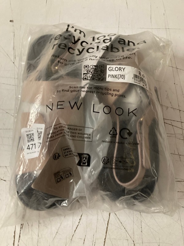 Lot 471  
            Nottingham SR3 - Delivery Only 

                
WOMEN'S DESIGNER GLORY SHOES UK SIZE 8 (PINK)