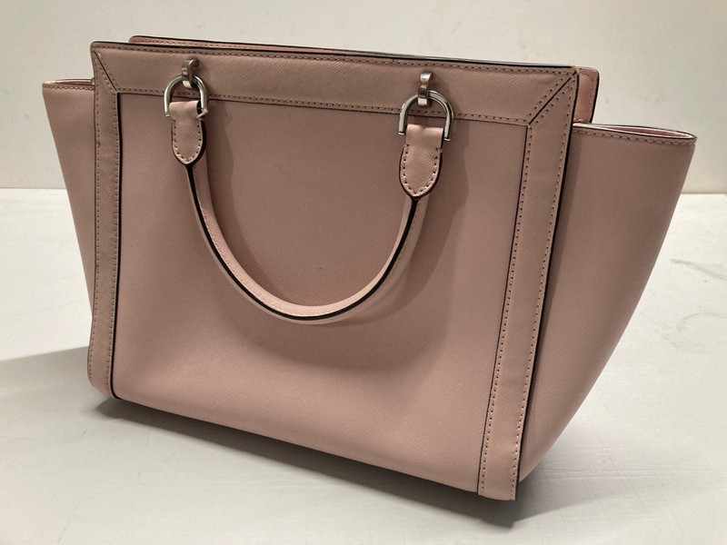 Lot 50  
            Nottingham SR3 - Delivery Only 

                
MICHAEL KORS TINA LARGE LEATHER SATCHEL